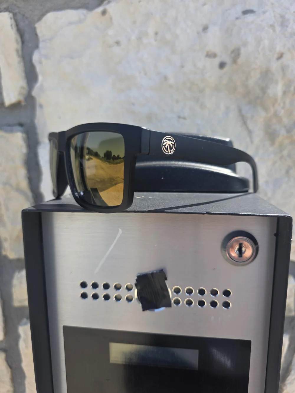 Heatwave Gold Mirrored Sunglasses
